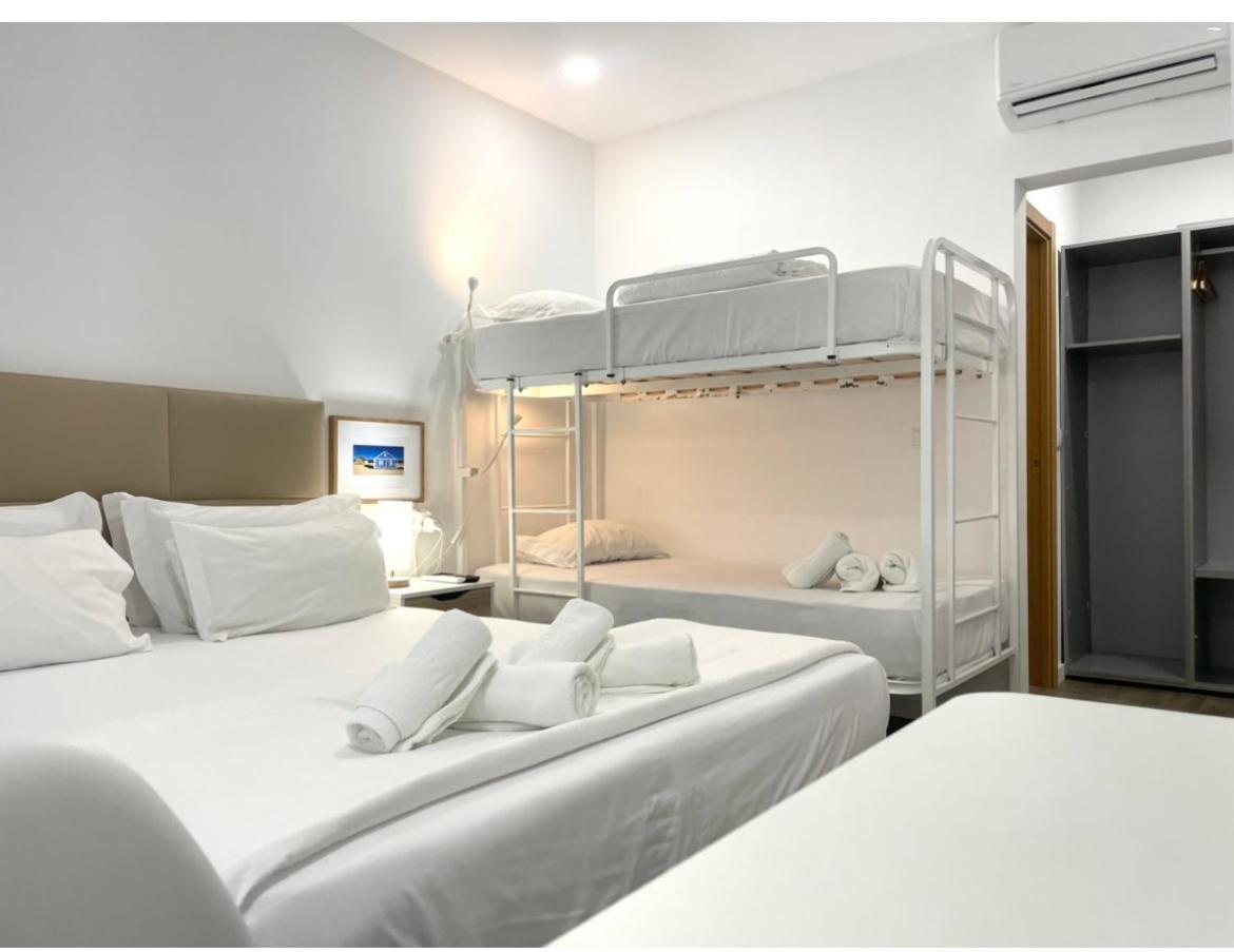 Hostel Alexandra *